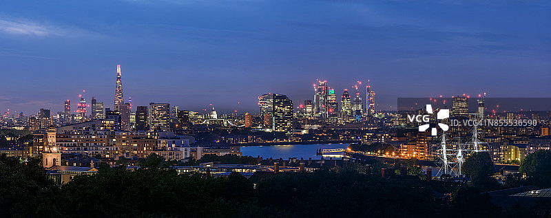 从格林威治公园眺望伦敦城图片素材