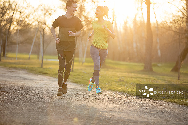 越野赛图片素材