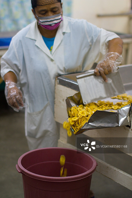 菲律宾帕奈岛香蕉片公平贸易生产图片素材