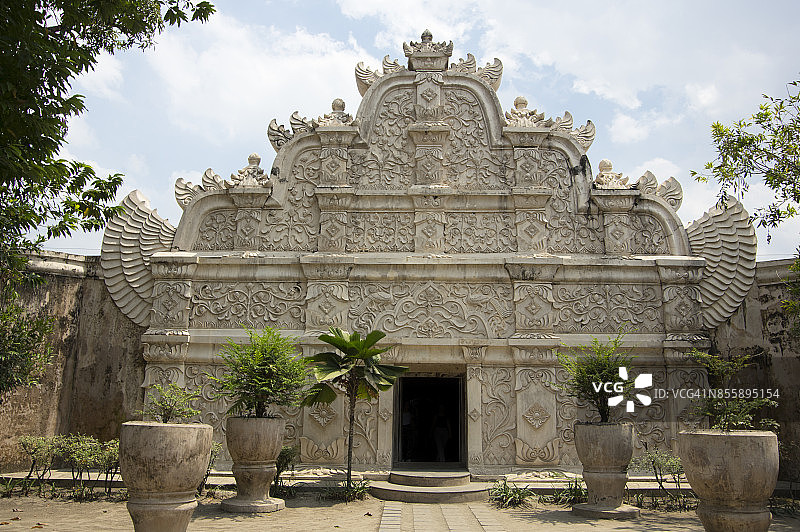 水宫（塔曼·萨里）- 宏伟的拱门 - 日惹 - 爪哇岛 - 印度尼西亚图片素材