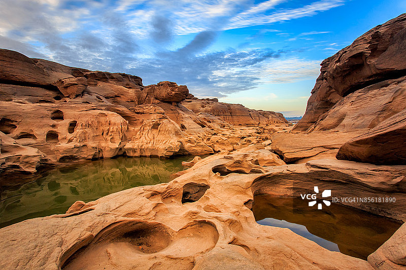 乌汶府三潘博大峡谷，泰国图片素材
