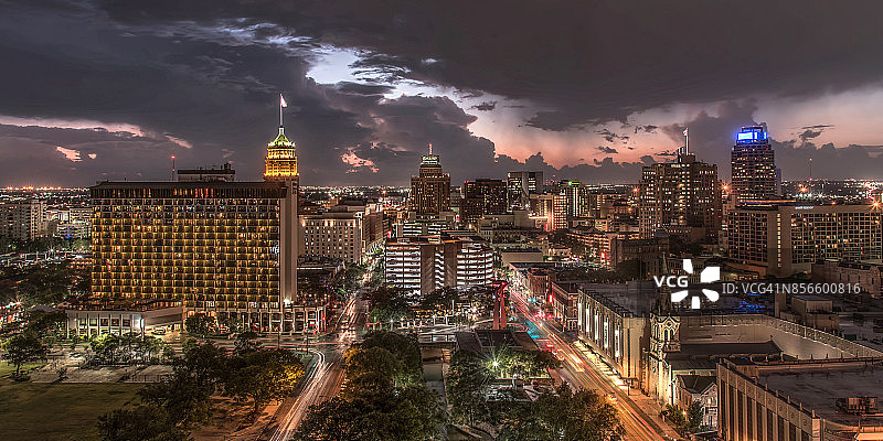 暴风雨前的圣安东尼奥图片素材