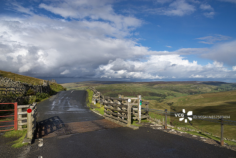 英格兰北约克郡巴特塔布斯山口牛栅图片素材
