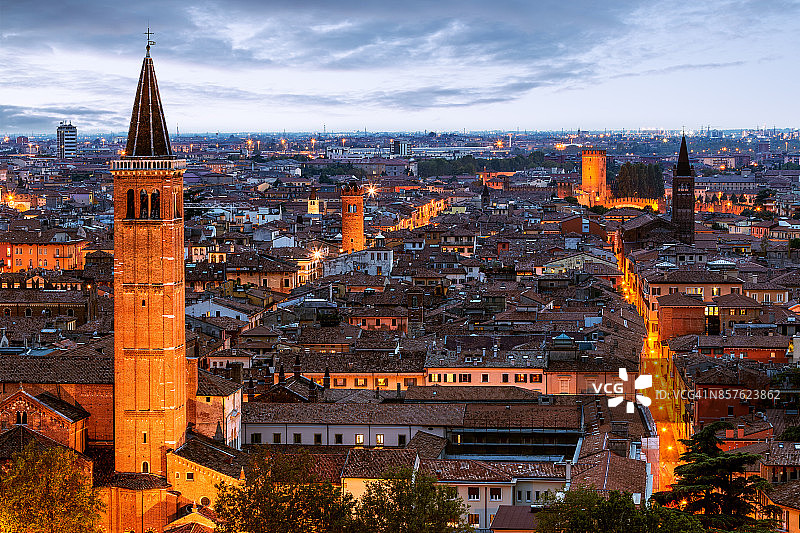 意大利维罗纳鸟瞰图片素材