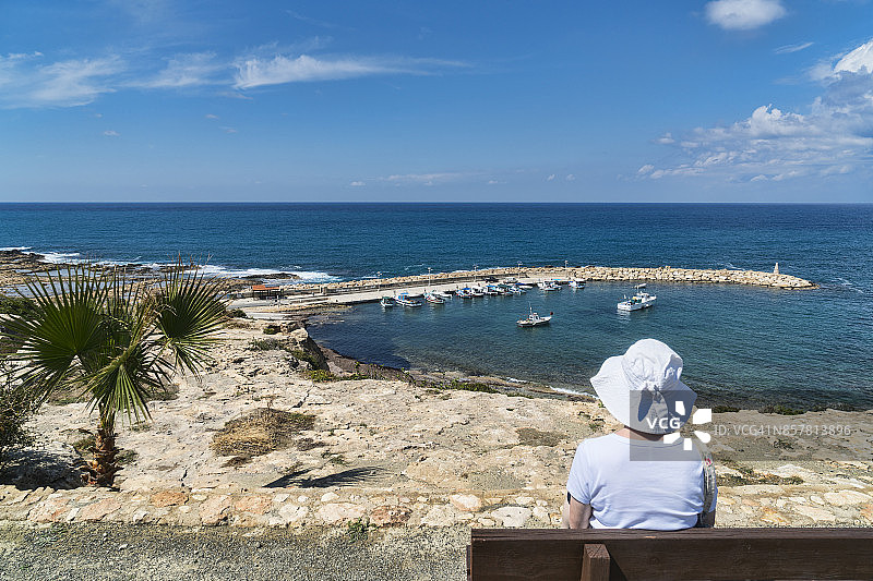 塞浦路斯帕福斯Agios Georgios港口图片素材