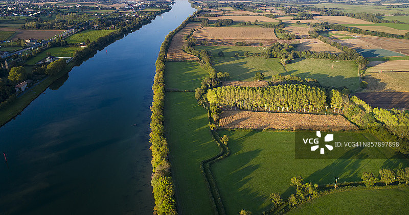 黄昏时的索恩河图片素材