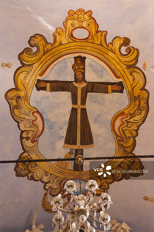 圣玛丽亚·阿松塔教堂的彩绘天花板图片素材