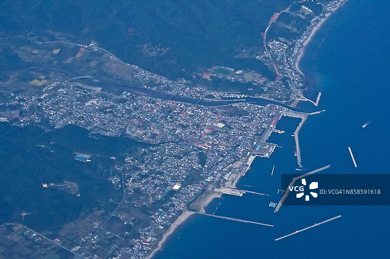 日本青森县津轻海峡和陆奥市日间航拍景色图片素材