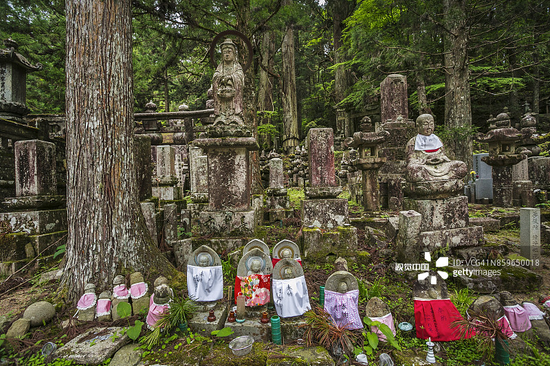 高野山町石道墓地和圣区图片素材