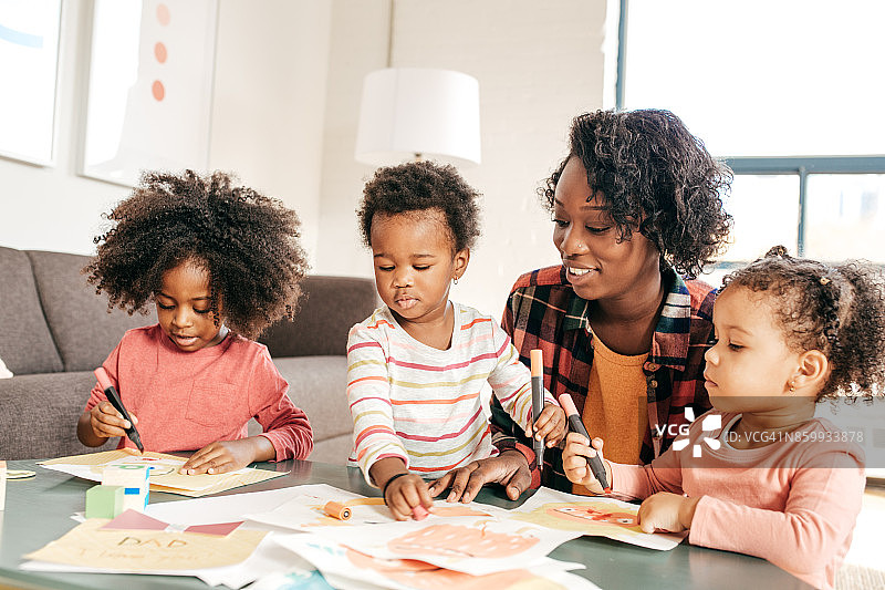 幼儿画贺卡图片素材