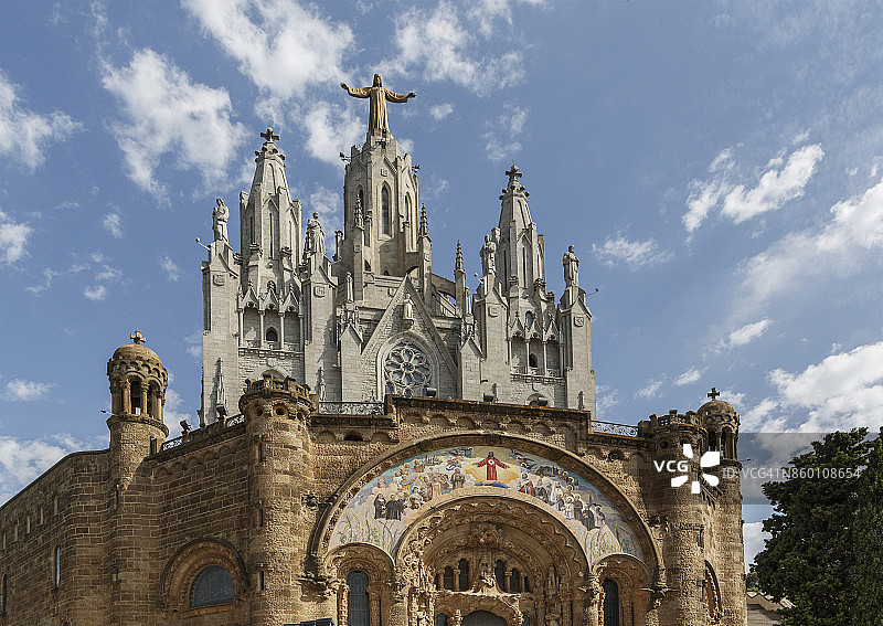 巴塞罗那蒂比达博山耶稣圣心堂图片素材