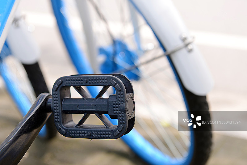 共享单车脚踏板特写：中国共享单车蓬勃发展图片素材