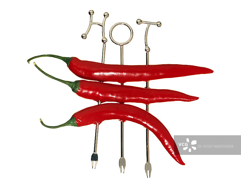 串在烤肉串上的塞拉诺辣椒图片素材