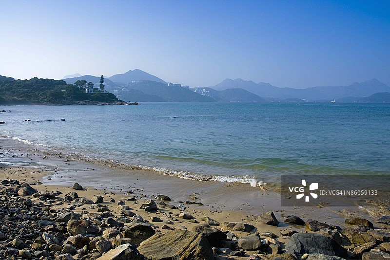 中国香港清水湾的岩石海滩图片素材