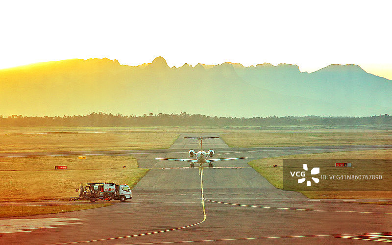 开普敦国际机场日出图片素材