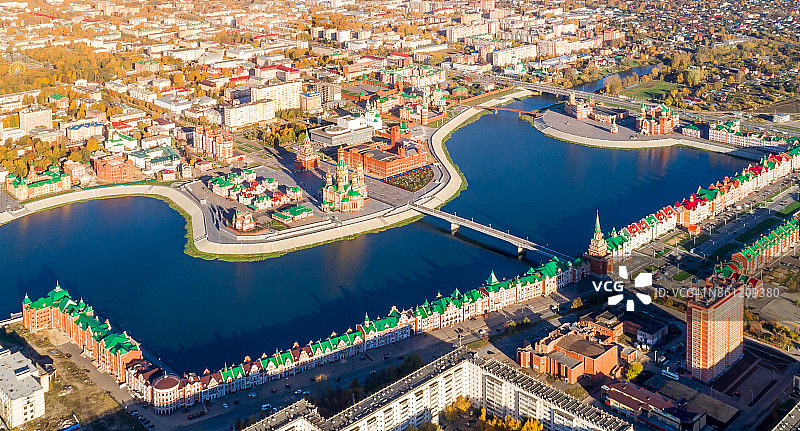 俄罗斯约什卡尔-奥拉城市堤岸航拍图片素材