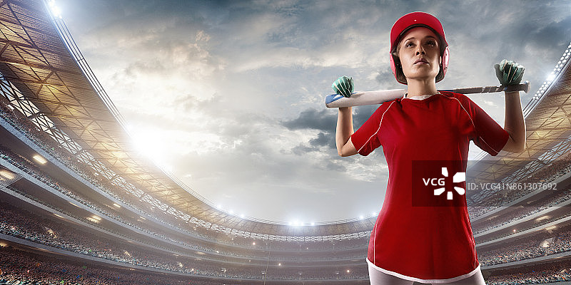 专业赛场上的垒球女选手图片素材