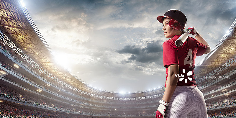 专业赛场上的垒球女选手图片素材