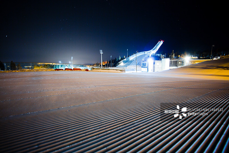 挪威霍尔门科伦滑雪场雪面图片素材