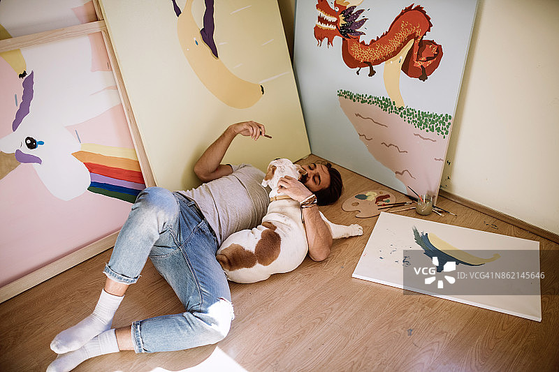 谁是好孩子！图片素材