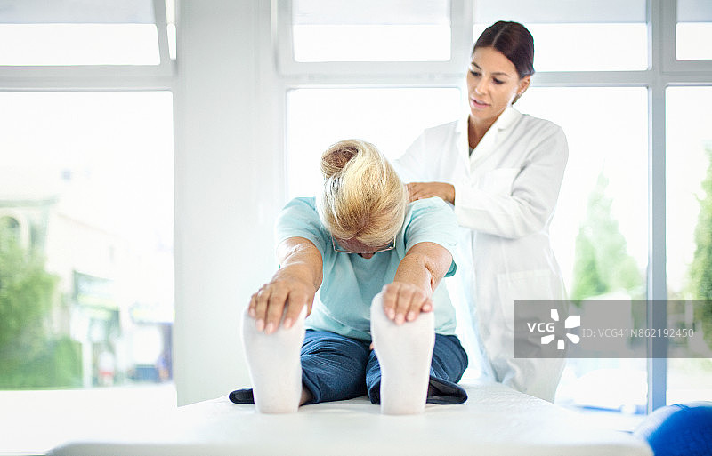 背部问题图片素材