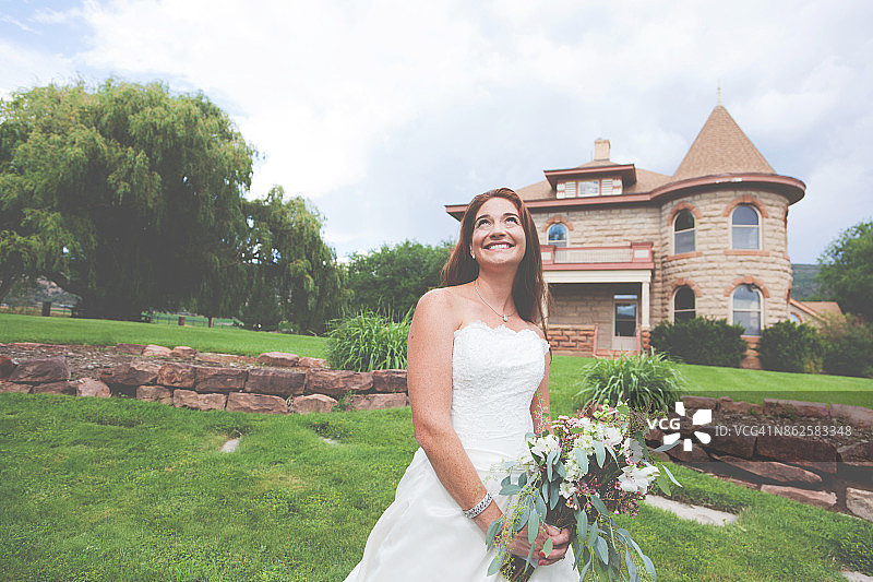 科罗拉多夏季婚礼系列红发新娘图片素材