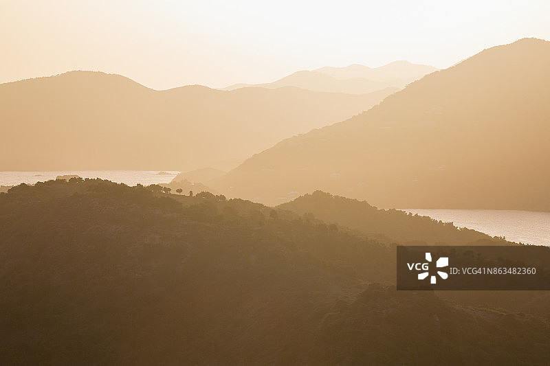 从雪莉高地俯瞰英国港图片素材