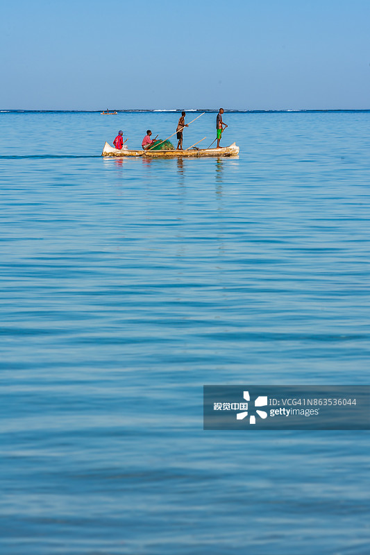 马达加斯加渔民捕鱼场景图片素材