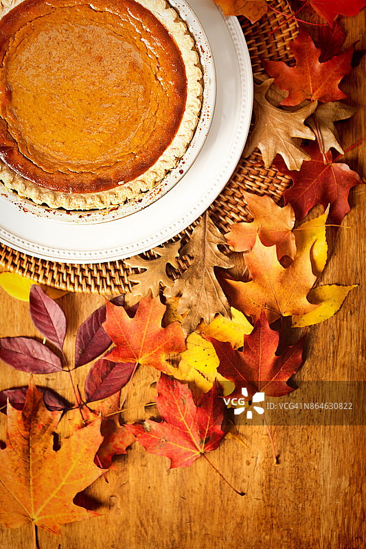 感恩节南瓜派静物图片素材
