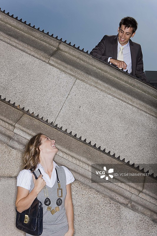 楼梯上的商务人士图片素材