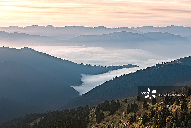 意大利特雷维索威尼托格拉帕山34图片素材