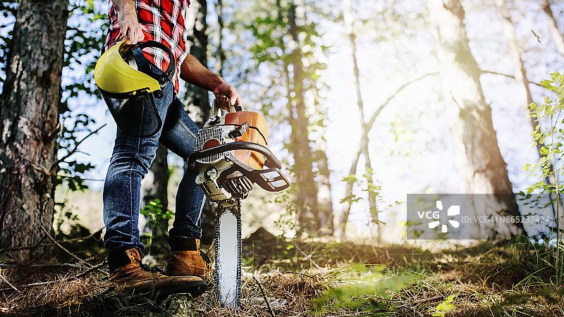 伐木工人图片素材