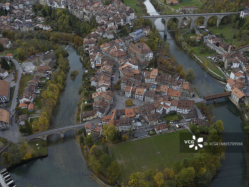 弗里堡城市景观鸟瞰图片素材