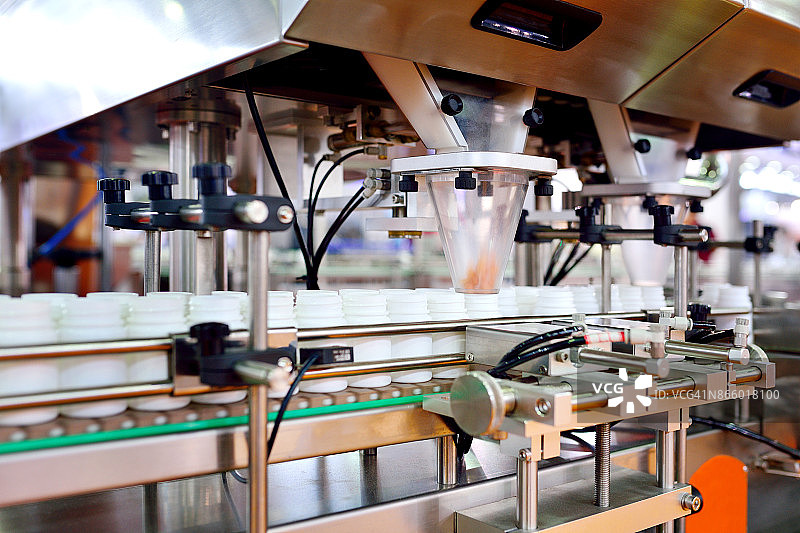 瓶子灌装生产线图片素材