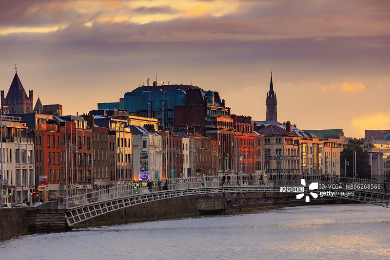 都柏林半便士桥图片素材