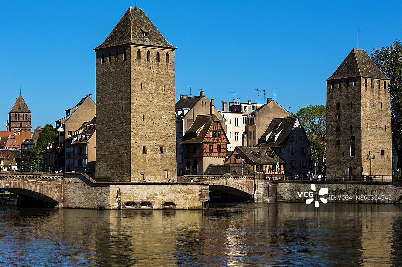 法国斯特拉斯堡的蓬斯库韦尔桥图片素材