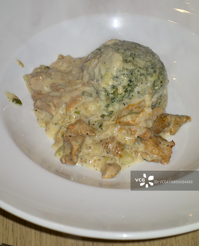 欧洲奥地利上奥地利地区美食：猪肉饺子图片素材