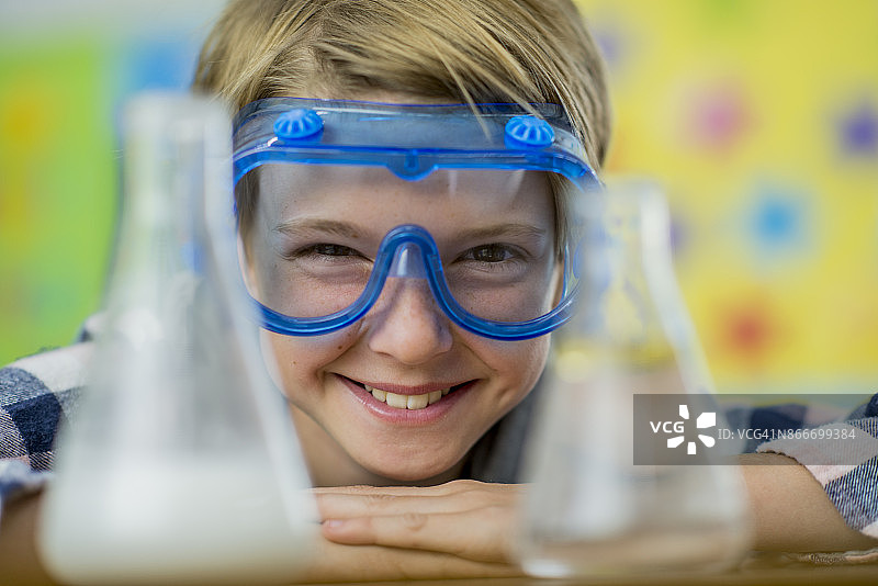 快乐的学生图片素材