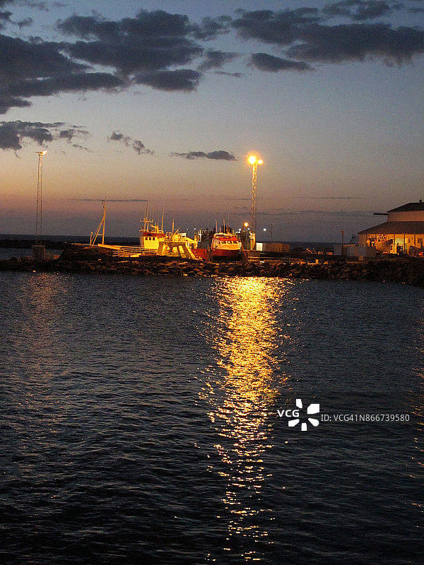冰岛西部阿克拉内斯港口图片素材