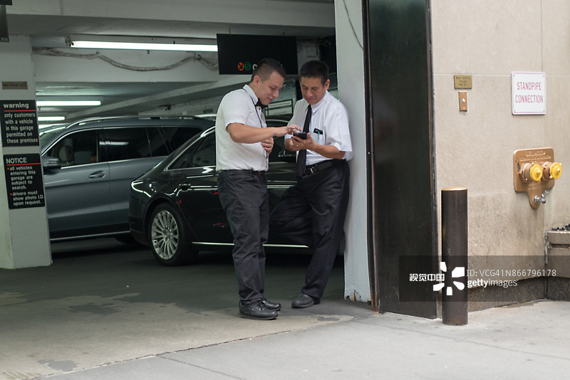 代客泊车放松图片素材