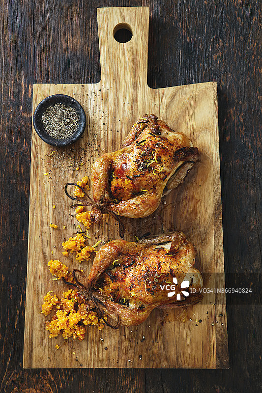 南瓜藜麦酿鹌鹑图片素材