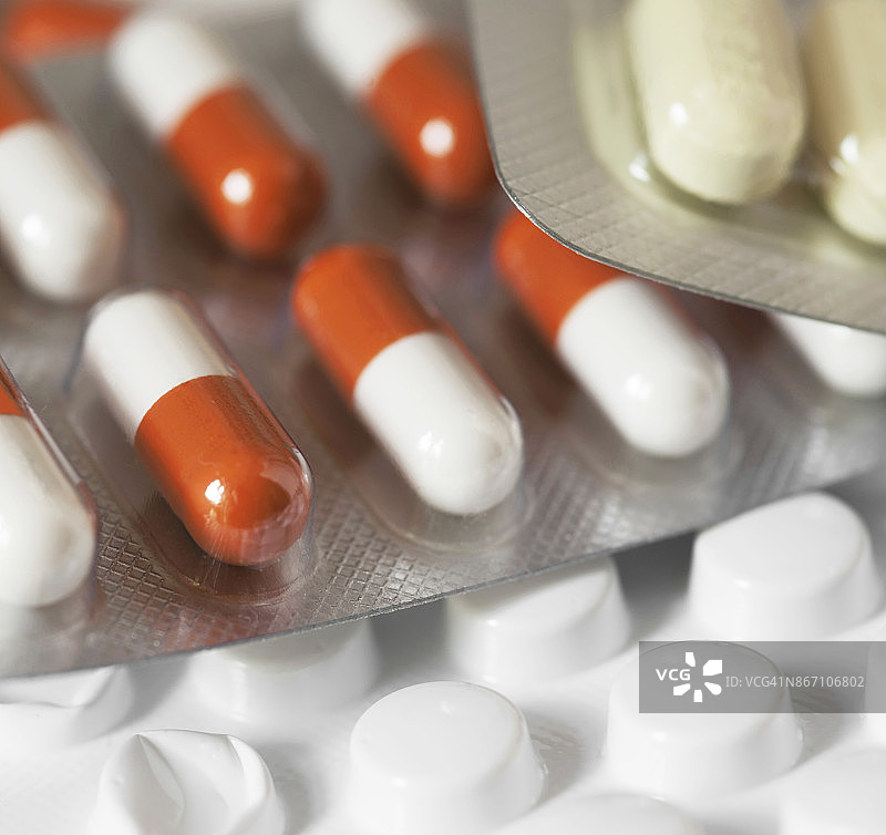 微距拍摄的各种药片图片素材