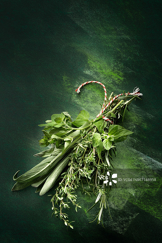 调味料：香草束静物图片素材