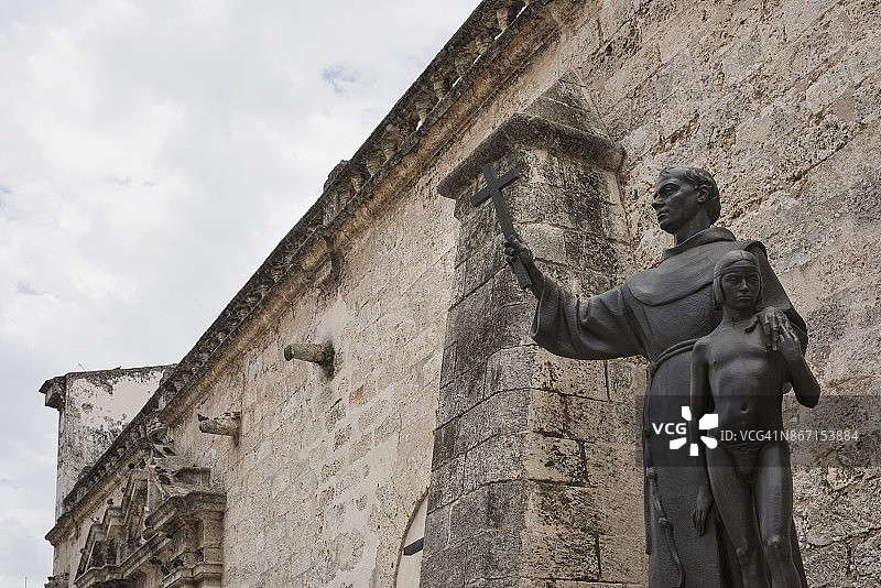 胡尼佩罗·塞拉纪念碑图片素材