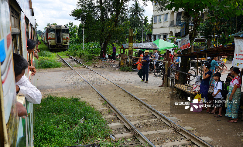缅甸仰光环线列车网络图片素材