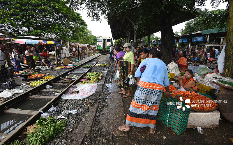 缅甸仰光环线列车网络图片素材