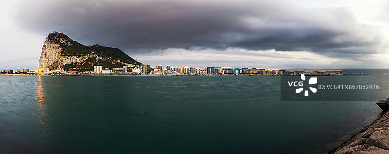 直布罗陀岩石景观（全景）图片素材