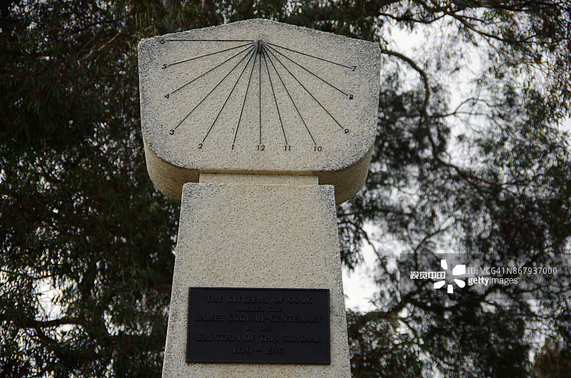 詹姆斯·库克船长二百周年纪念日晷，库克，堪培拉，澳大利亚首都领地，澳大利亚图片素材