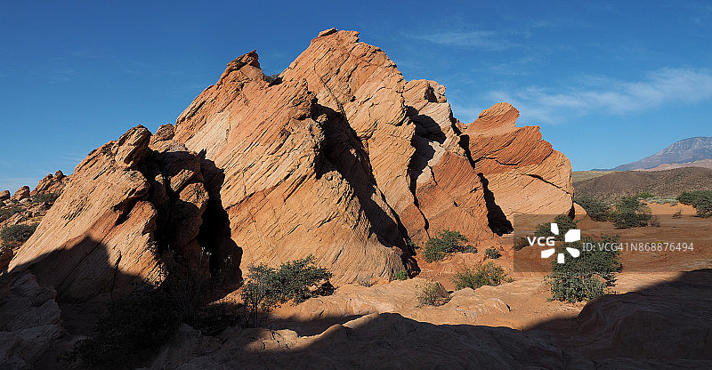 红崖国家保护区红色砂岩地层全景图片素材