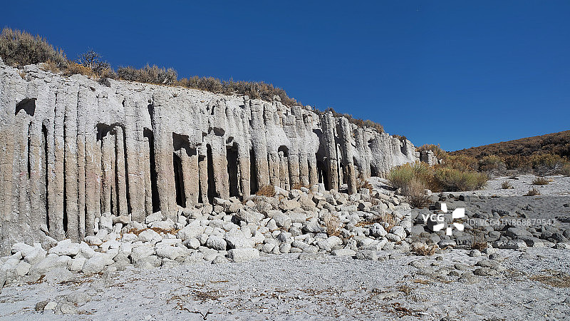 加利福尼亚克劳利湖凝灰岩柱全景图片素材